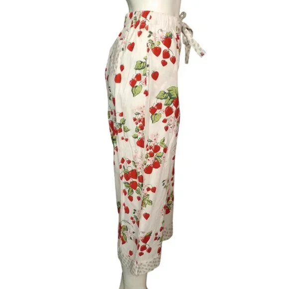 new NICK & NORA For Target Pajama Bottoms, M, Strawberry print, Pockets, Buttons - Picture 8 of 16